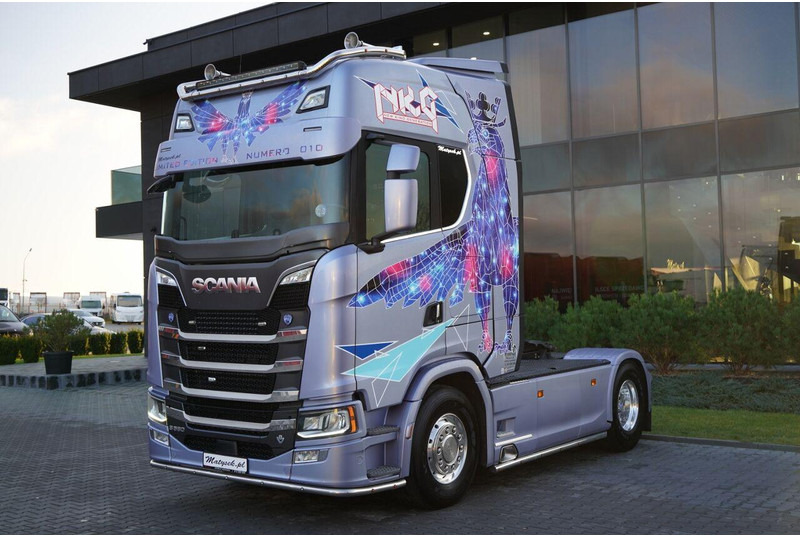 Scania S 580 / V8 / ORGINALNA EDYCJA LIMITED / NR 010 / RETARDER / I-PA - Тягач: фото 2 Scania S 580 / V8 / ORGINALNA EDYCJA LIMITED / NR 010 / RETARDER / I-PA - Тягач: фото 2