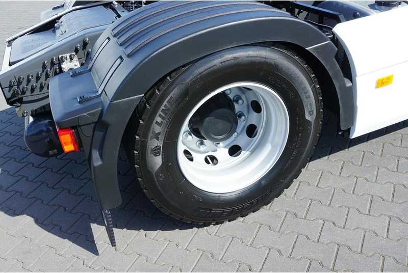 Тягач Volvo FH / 500 / I – SAVE / XL / EURO 6 / ACC / I -COOL / NOWY MODEL: фото 19 Тягач Volvo FH / 500 / I – SAVE / XL / EURO 6 / ACC / I -COOL / NOWY MODEL: фото 19