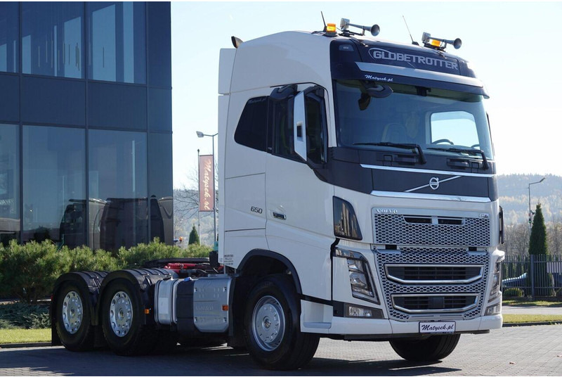 Volvo FH16 / 650 / 6x4 / HYDRAULIKA / I -PARK COOL / 3 OSIOWY CIĄGNIK - Тягач: фото 1 Volvo FH16 / 650 / 6x4 / HYDRAULIKA / I -PARK COOL / 3 OSIOWY CIĄGNIK - Тягач: фото 1