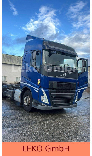 Volvo FH 500 - Грузовик-контейнеровоз/ Сменный кузов: фото 3 Volvo FH 500 - Грузовик-контейнеровоз/ Сменный кузов: фото 3