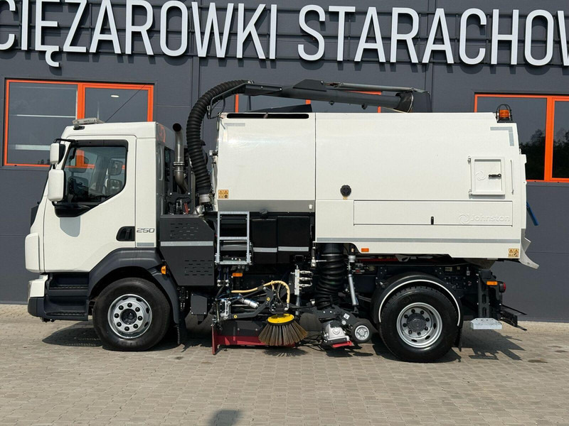 Volvo FL 15.250 - Подметально-уборочная машина: фото 2 Volvo FL 15.250 - Подметально-уборочная машина: фото 2