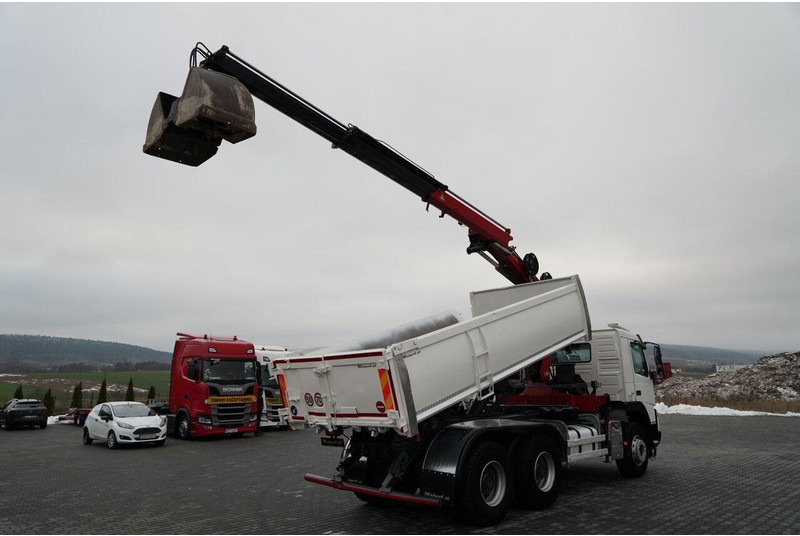 Volvo FMX 380 / 6x4 / WYWROTKA + HDS HMF 1820 K2 / HYDROBURTA / STEROW - Самосвал, Автоманипулятор: фото 4 Volvo FMX 380 / 6x4 / WYWROTKA + HDS HMF 1820 K2 / HYDROBURTA / STEROW - Самосвал, Автоманипулятор: фото 4