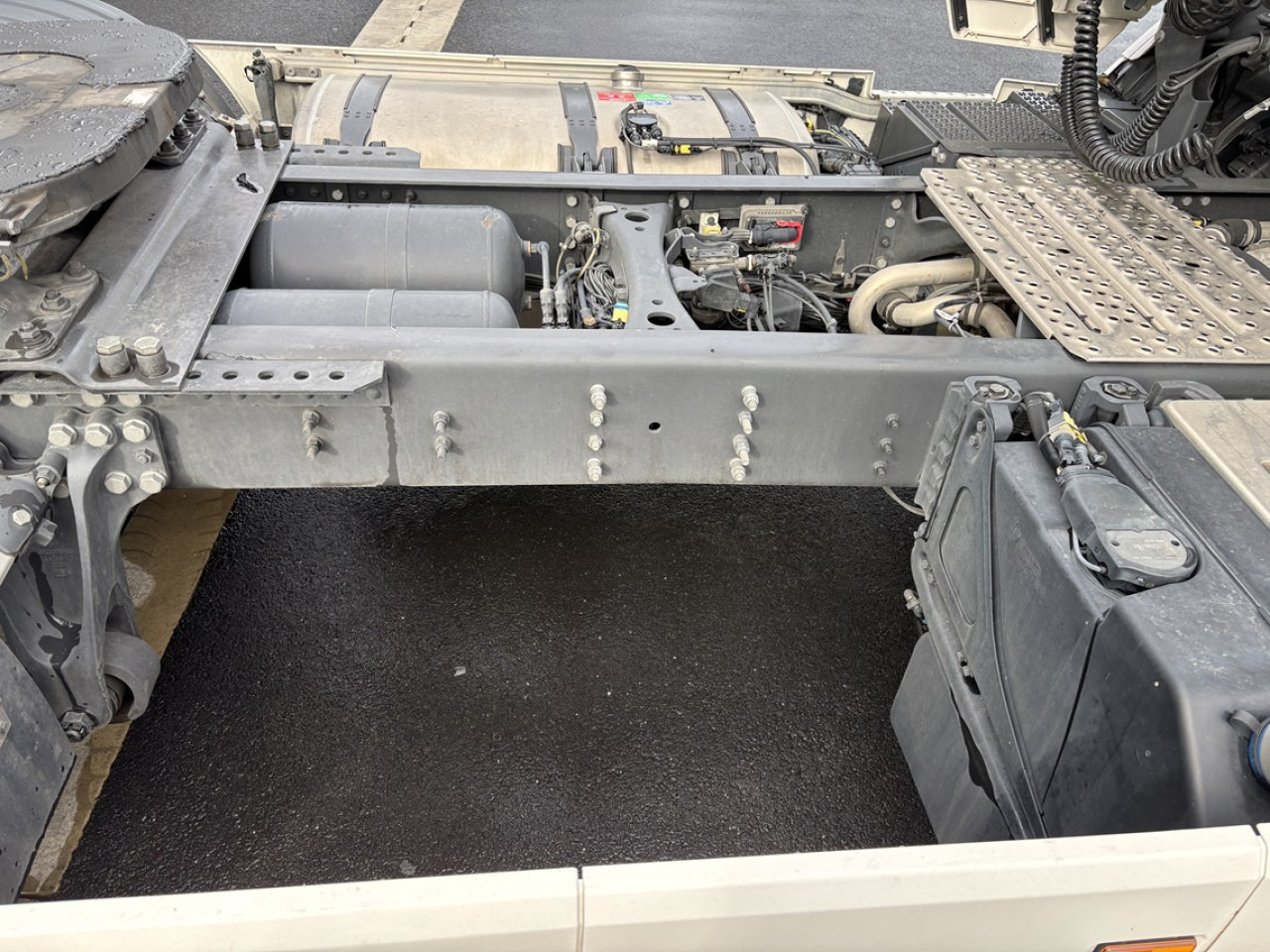 SCANIA R 460 A4x2NA - Тягач: фото 3 SCANIA R 460 A4x2NA - Тягач: фото 3