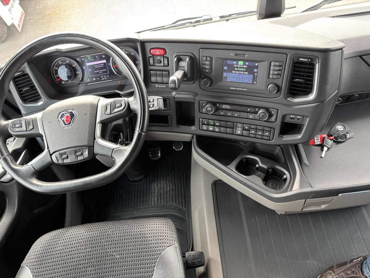 SCANIA R 530 A4x2NB - Тягач: фото 3 SCANIA R 530 A4x2NB - Тягач: фото 3