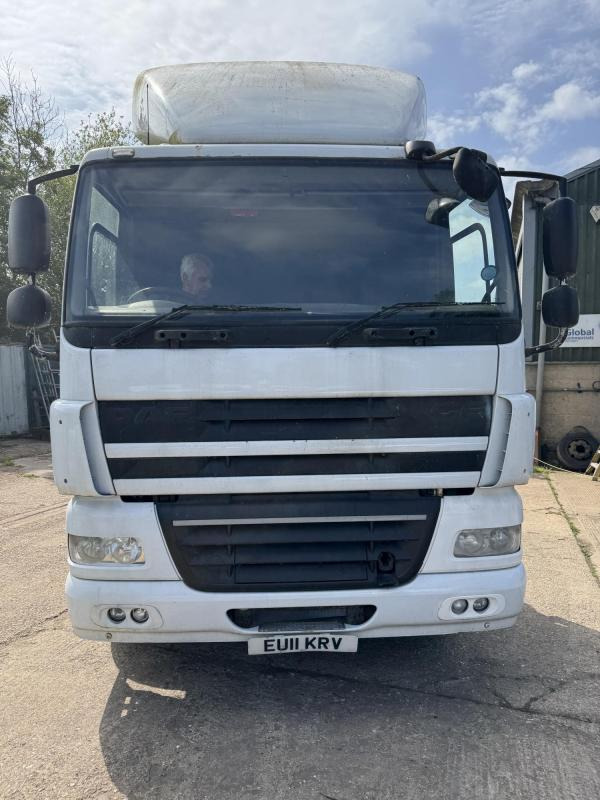 DAF FT CF 85-360 Euro 5 4x2 unit - Тягач: фото 3 DAF FT CF 85-360 Euro 5 4x2 unit - Тягач: фото 3