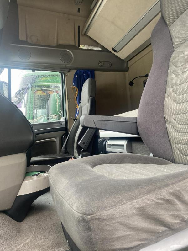 DAF XF Euro 5 105-460 4x2 Super Space Cab 4x2 XF Super Space cab Auto - Тягач: фото 4 DAF XF Euro 5 105-460 4x2 Super Space Cab 4x2 XF Super Space cab Auto - Тягач: фото 4