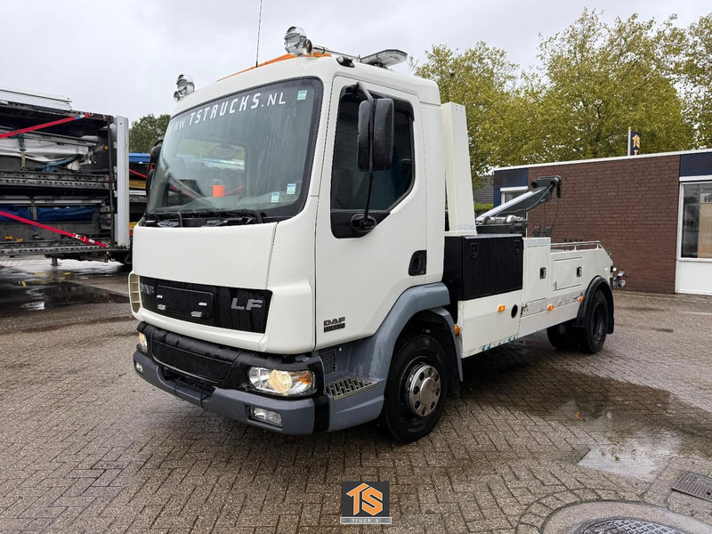 DAF FA LF45 EURO 3 - MANUAL - TOWTRUCK/AFSLEPER/ABSCHLEPP - BELGIUM TRUCK - TUV/APK 06/2026 - TOP! - Эвакуатор: фото 1 DAF FA LF45 EURO 3 - MANUAL - TOWTRUCK/AFSLEPER/ABSCHLEPP - BELGIUM TRUCK - TUV/APK 06/2026 - TOP! - Эвакуатор: фото 1