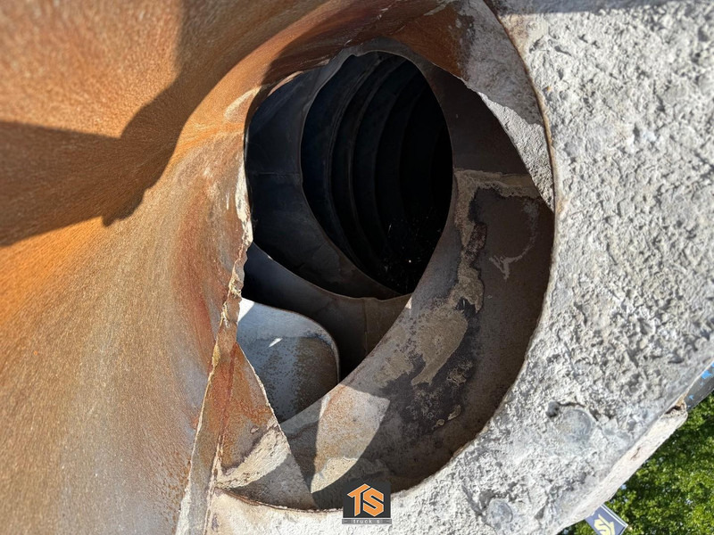 Полуприцеп бетоносмеситель MOL - MIXER - 10M3 - OWN ENGINE - BELGIUM TOP: фото 7 Полуприцеп бетоносмеситель MOL - MIXER - 10M3 - OWN ENGINE - BELGIUM TOP: фото 7