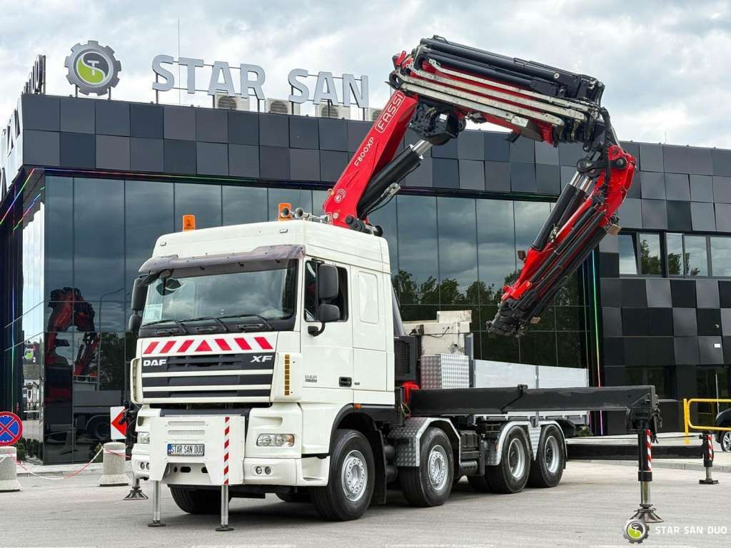 DAF XF 105.510 8x4 FASSI F800 XP Crane Fifth wheel - Автоманипулятор: фото 2 DAF XF 105.510 8x4 FASSI F800 XP Crane Fifth wheel - Автоманипулятор: фото 2
