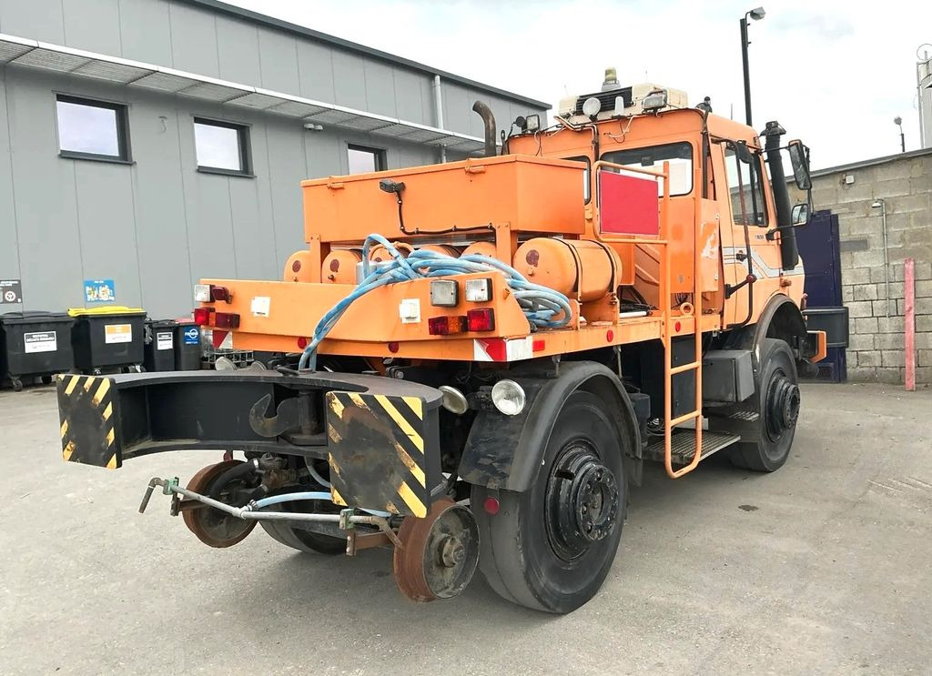 Unimog 1650 4x4 ZAGRO SCHIENEN TWO WAY RAIL ROAD - Коммунальная/ Специальная техника: фото 2 Unimog 1650 4x4 ZAGRO SCHIENEN TWO WAY RAIL ROAD - Коммунальная/ Специальная техника: фото 2