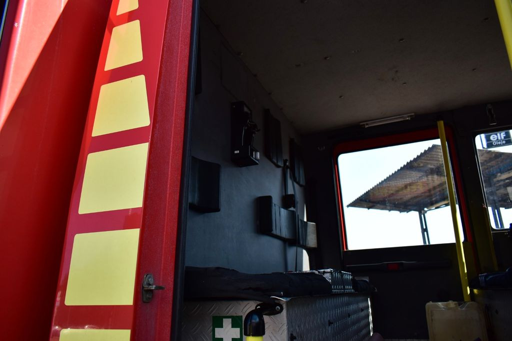 Пожарная машина MAN 4x4 Firetruck Feuerwehr DOKA Expedition Camper: фото 26 Пожарная машина MAN 4x4 Firetruck Feuerwehr DOKA Expedition Camper: фото 26