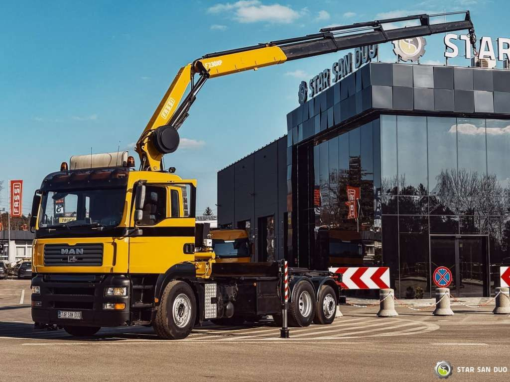 MAN TGA 18.440 6x2 FASSI F 210 A.24 Crane Rotator - Автоманипулятор: фото 1 MAN TGA 18.440 6x2 FASSI F 210 A.24 Crane Rotator - Автоманипулятор: фото 1