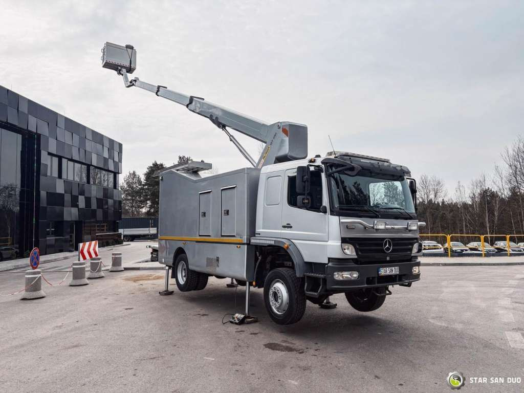 Mercedes-Benz 1529 4x4 Atego Lift Palfinger Wumag WT 230 - Грузовик с подъемником: фото 5 Mercedes-Benz 1529 4x4 Atego Lift Palfinger Wumag WT 230 - Грузовик с подъемником: фото 5