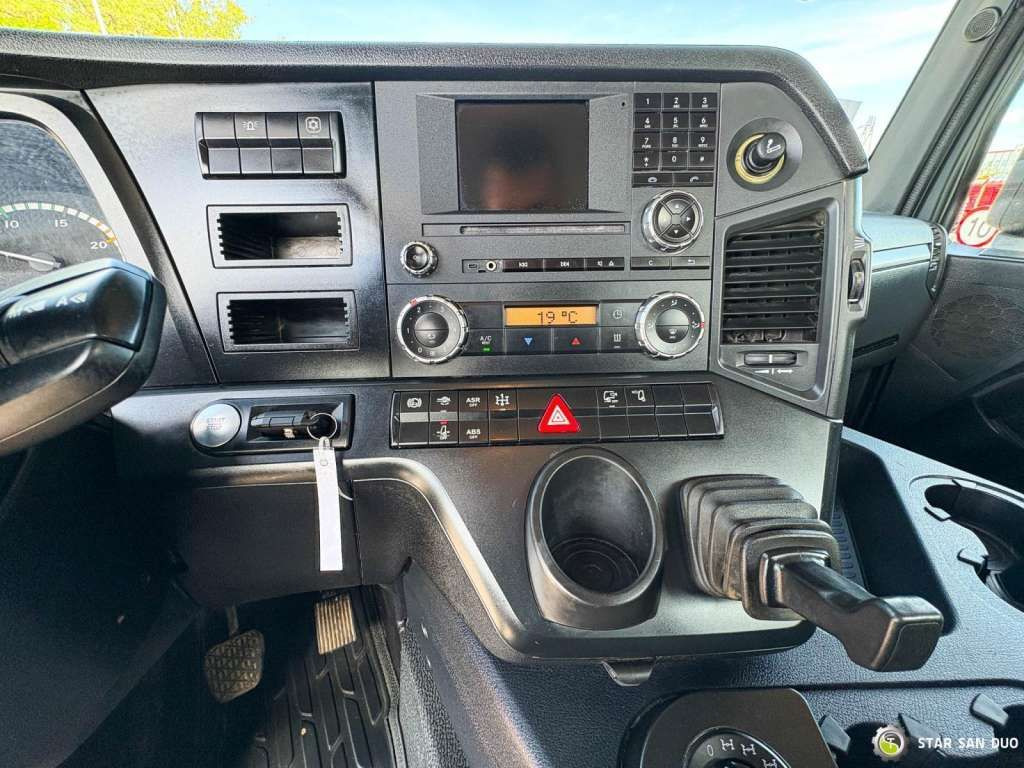 Автоманипулятор Mercedes-Benz  AROCS 3345 6x6 HMF 3220 Winch Crane tipper: фото 16