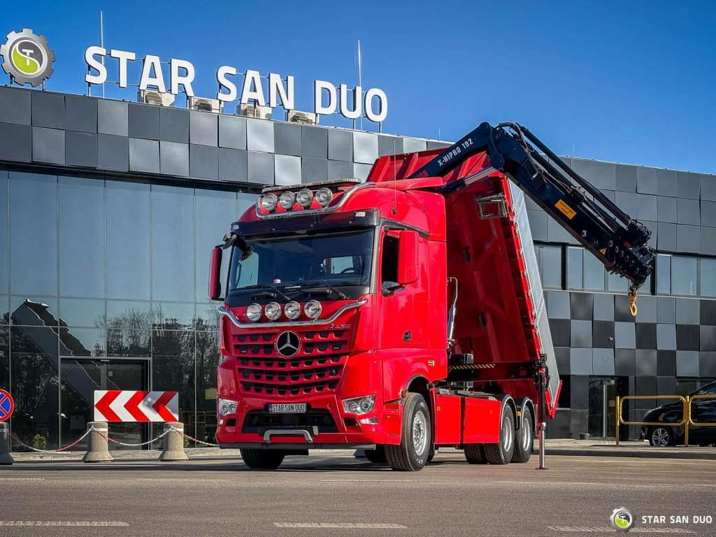 Mercedes-Benz AROCS 3358L 6x4 HIAB 192X-HIPRO E-6 Crane Kippe - Автоманипулятор: фото 3 Mercedes-Benz AROCS 3358L 6x4 HIAB 192X-HIPRO E-6 Crane Kippe - Автоманипулятор: фото 3