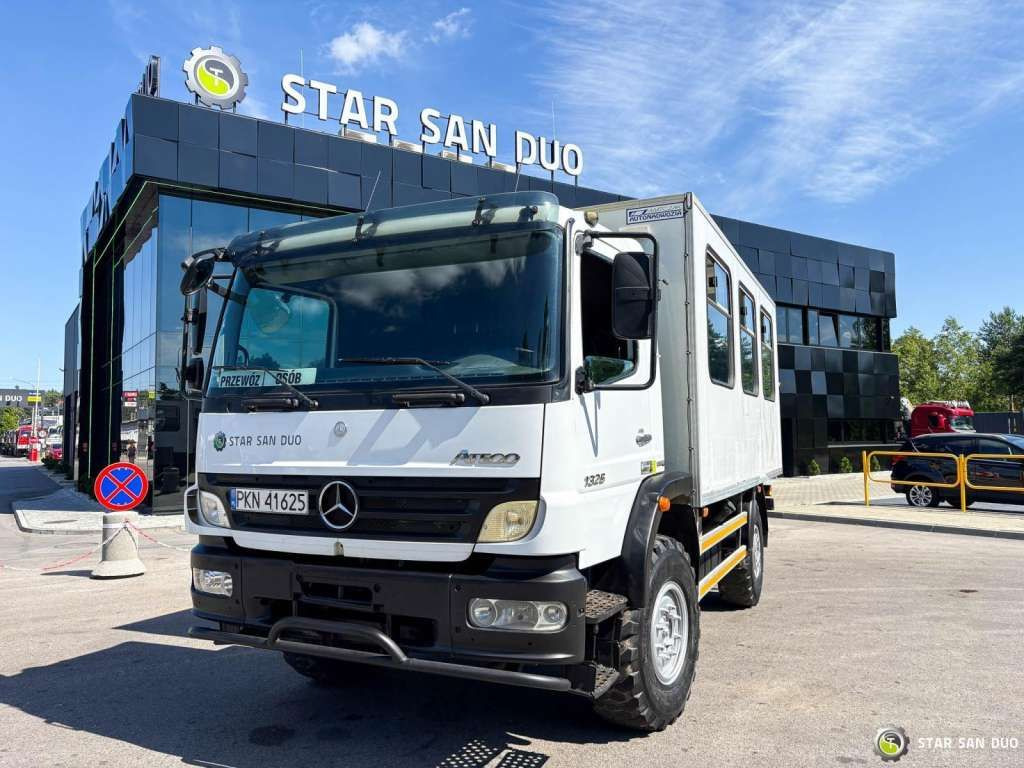 Mercedes-Benz ATEGO 1326 4x4 Double Cab Camper BUS - Грузовик-шасси: фото 2 Mercedes-Benz ATEGO 1326 4x4 Double Cab Camper BUS - Грузовик-шасси: фото 2
