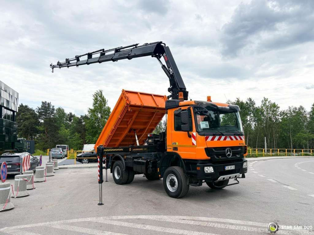 Самосвал Mercedes-Benz Actros 1841 AK 4x4 Hiab 288E-7 Crane Kipper: фото 6 Самосвал Mercedes-Benz Actros 1841 AK 4x4 Hiab 288E-7 Crane Kipper: фото 6