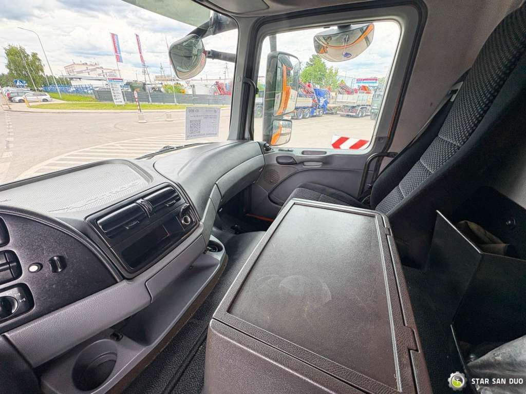 Самосвал Mercedes-Benz Actros 1841 AK 4x4 Hiab 288E-7 Crane Kipper: фото 19 Самосвал Mercedes-Benz Actros 1841 AK 4x4 Hiab 288E-7 Crane Kipper: фото 19