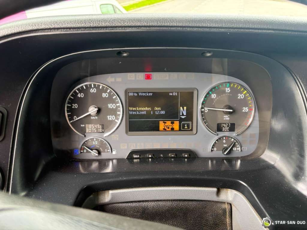 Самосвал Mercedes-Benz Actros 1841 AK 4x4 Hiab 288E-7 Crane Kipper: фото 17 Самосвал Mercedes-Benz Actros 1841 AK 4x4 Hiab 288E-7 Crane Kipper: фото 17