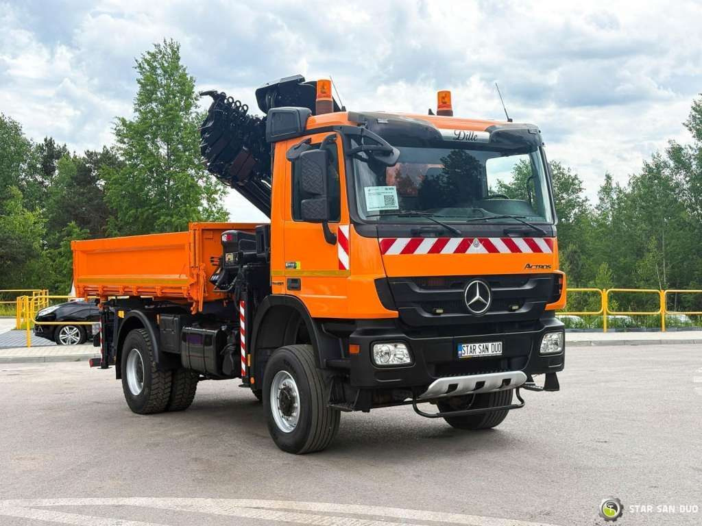Самосвал Mercedes-Benz Actros 1841 AK 4x4 Hiab 288E-7 Crane Kipper: фото 9 Самосвал Mercedes-Benz Actros 1841 AK 4x4 Hiab 288E-7 Crane Kipper: фото 9