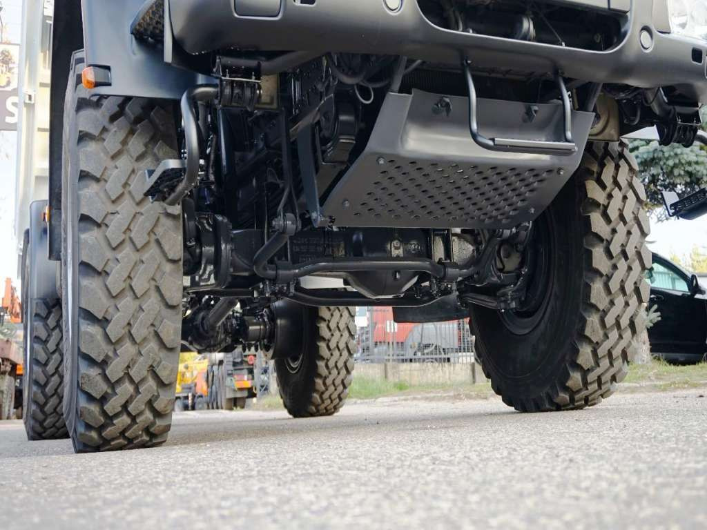 Новый Самосвал Mercedes-Benz Zetros 1833 4x4 Kipper Camper Chassis: фото 29 Новый Самосвал Mercedes-Benz Zetros 1833 4x4 Kipper Camper Chassis: фото 29