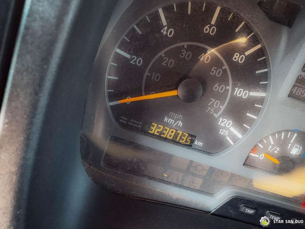 Новый Самосвал Mercedes-Benz Zetros 1833 4x4 Kipper Camper Chassis: фото 14 Новый Самосвал Mercedes-Benz Zetros 1833 4x4 Kipper Camper Chassis: фото 14