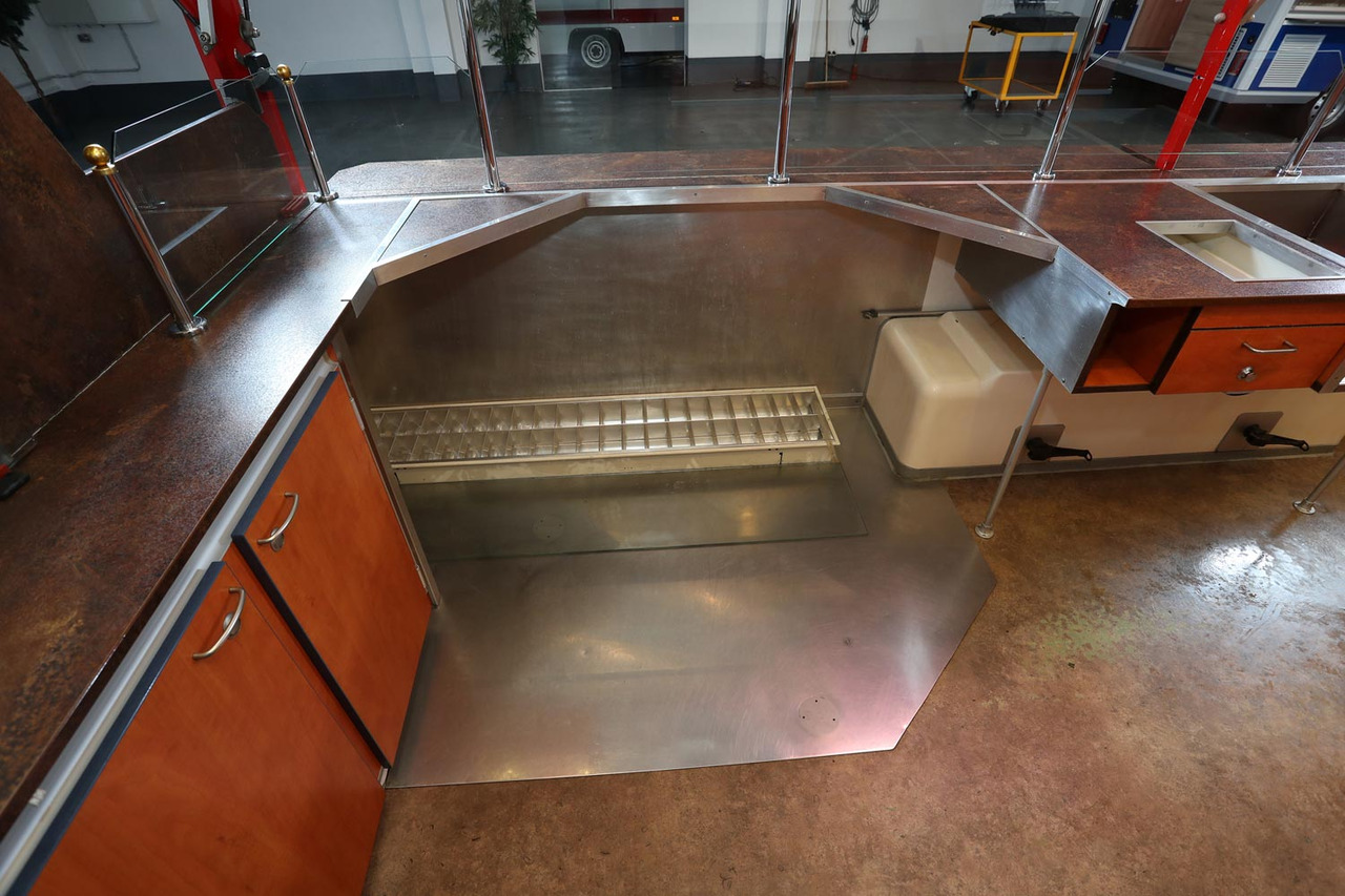 Verkaufsanhänger BORCO HÖHNS - Торговый прицеп: фото 2 Verkaufsanhänger BORCO HÖHNS - Торговый прицеп: фото 2