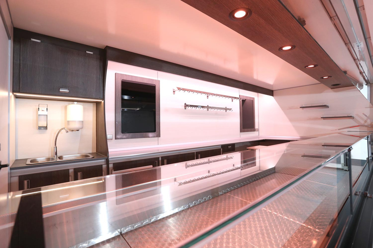 Wochenmarktmobil BORCO HÖHNS - Торговый грузовик: фото 5 Wochenmarktmobil BORCO HÖHNS - Торговый грузовик: фото 5