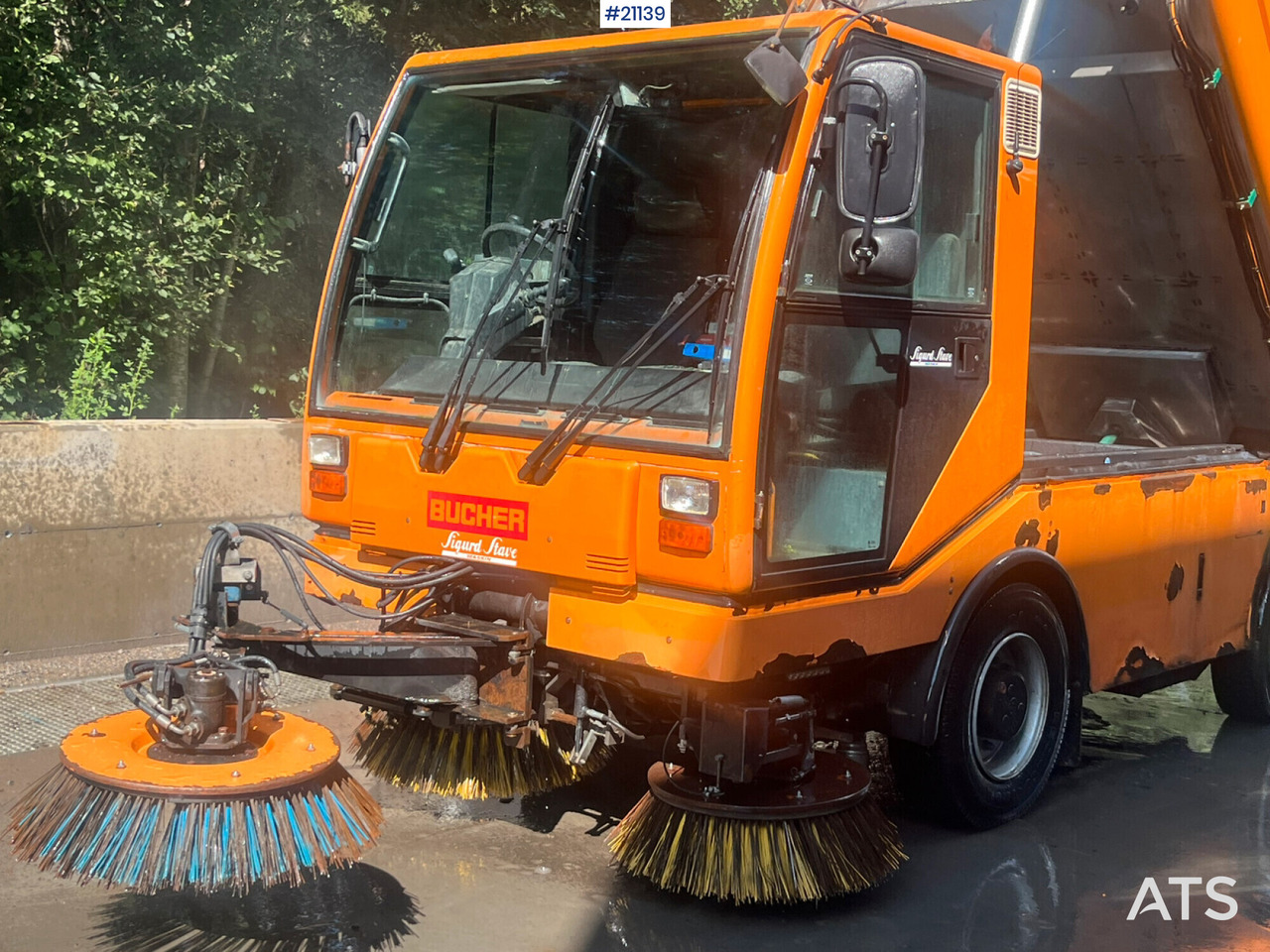 Bucher CityCat 5000 - Подметально-уборочная машина: фото 2 Bucher CityCat 5000 - Подметально-уборочная машина: фото 2