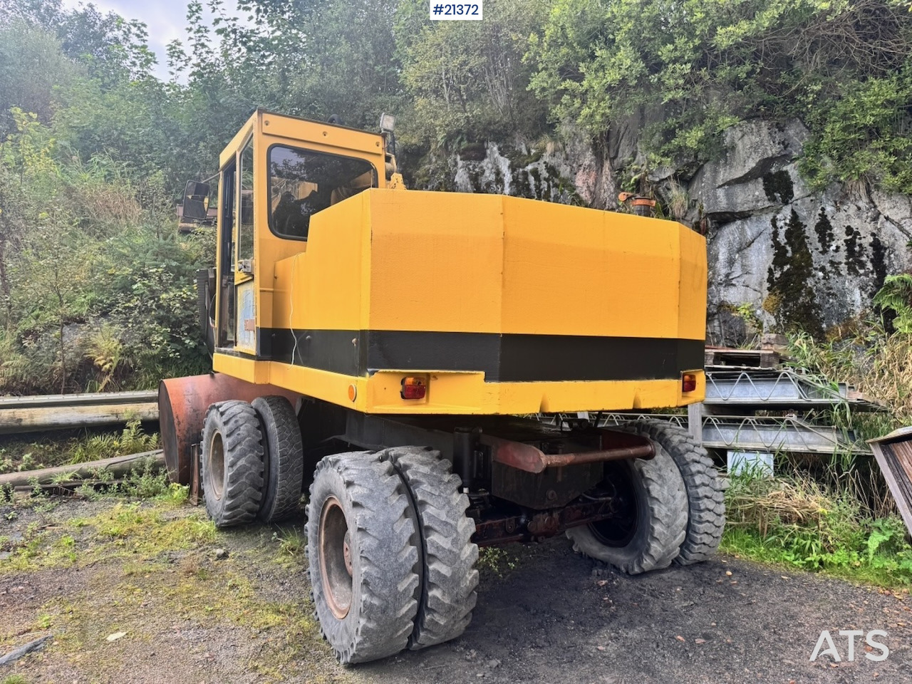 Caterpillar 212B - Колёсный экскаватор: фото 3 Caterpillar 212B - Колёсный экскаватор: фото 3