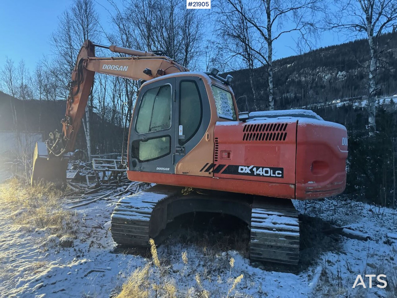 Doosan DX140LC - Гусеничный экскаватор: фото 4 Doosan DX140LC - Гусеничный экскаватор: фото 4