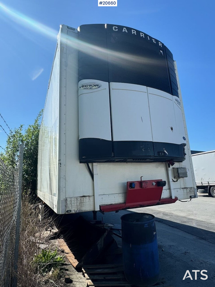 Ekeri Skapsemi m/ full sideåpning og Carrier aggregat - Полуприцеп-рефрижератор: фото 4 Ekeri Skapsemi m/ full sideåpning og Carrier aggregat - Полуприцеп-рефрижератор: фото 4