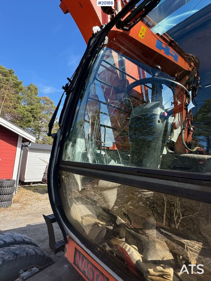 Экскаватор Hitachi EX135W: фото 8