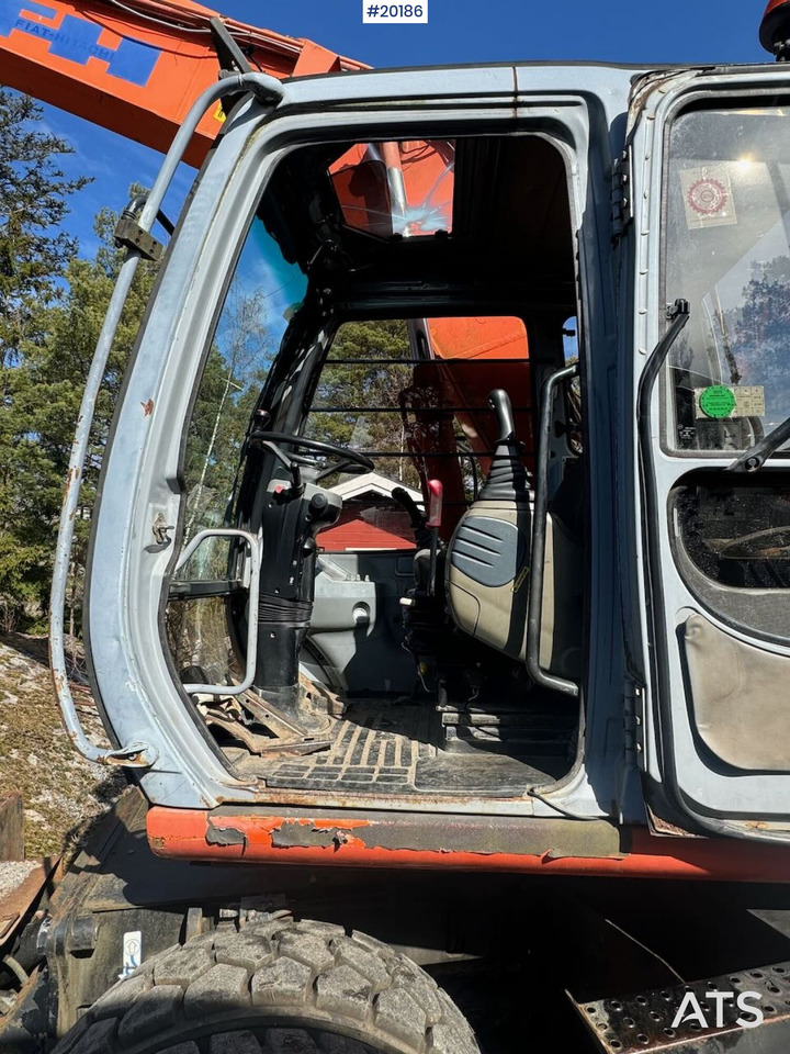 Экскаватор Hitachi EX135W: фото 17
