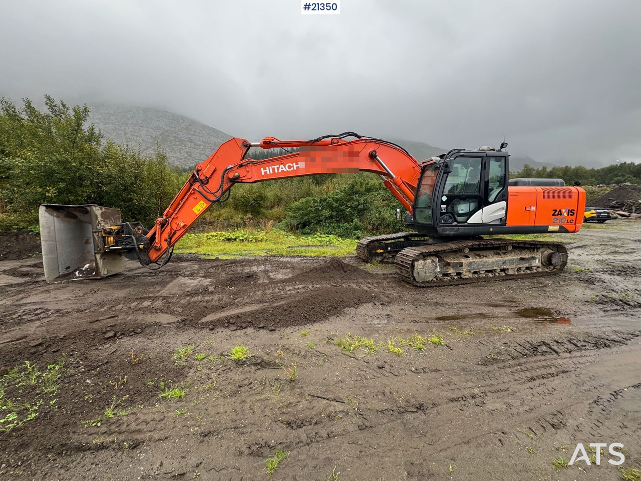 Hitachi ZX210LC - Экскаватор: фото 3 Hitachi ZX210LC - Экскаватор: фото 3