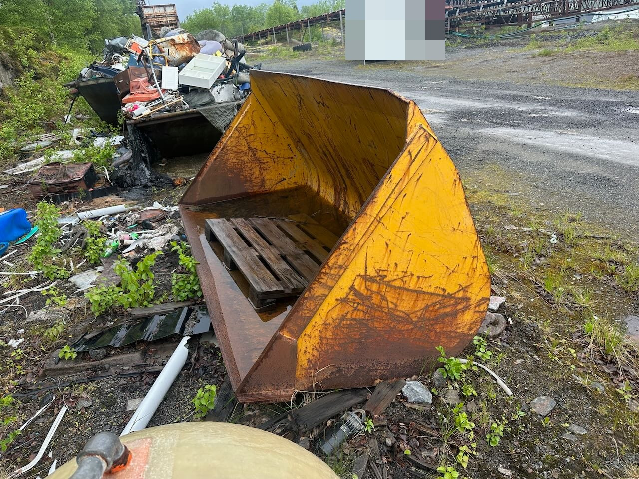 Hjullasterskuffe Har stått på en Hanomag 44C - Ковш для погрузчика для Строительной техники: фото 1 Hjullasterskuffe Har stått på en Hanomag 44C - Ковш для погрузчика для Строительной техники: фото 1
