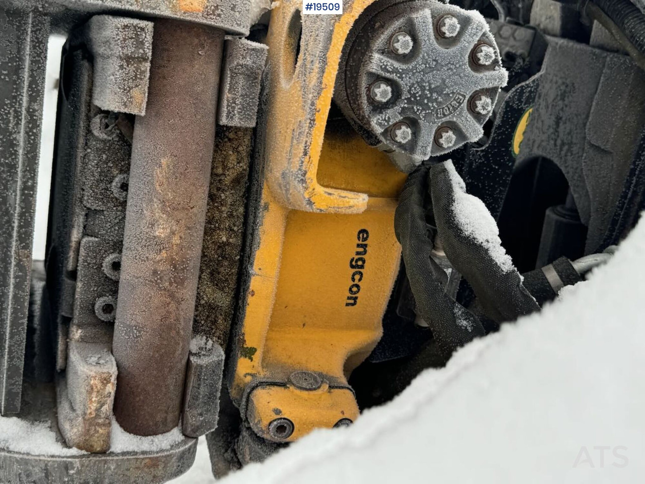 Экскаватор Kobelco SK75SR-3E: фото 9