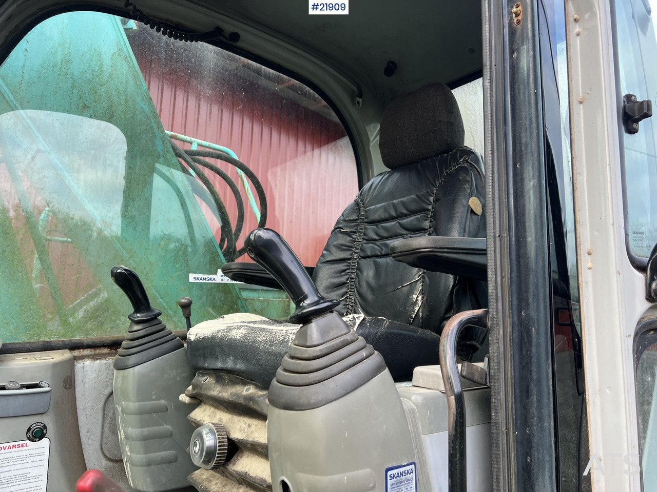 Гусеничный экскаватор Kobelco sk135SRLC m/ pusseskuffe og graveskuffe: фото 21