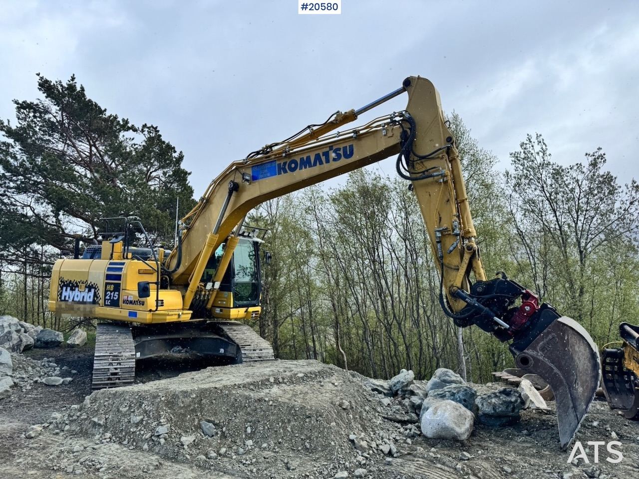 Komatsu HB215LC-2 - Экскаватор: фото 1 Komatsu HB215LC-2 - Экскаватор: фото 1