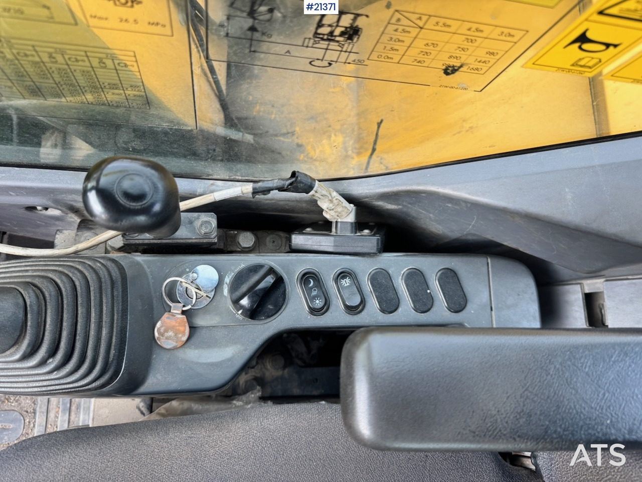 Гусеничный экскаватор Komatsu PC78US-10: фото 34