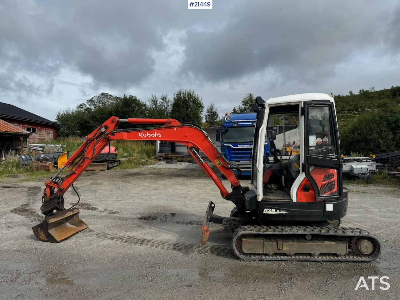 Kubota U35-3 - Мини-экскаватор: фото 2 Kubota U35-3 - Мини-экскаватор: фото 2