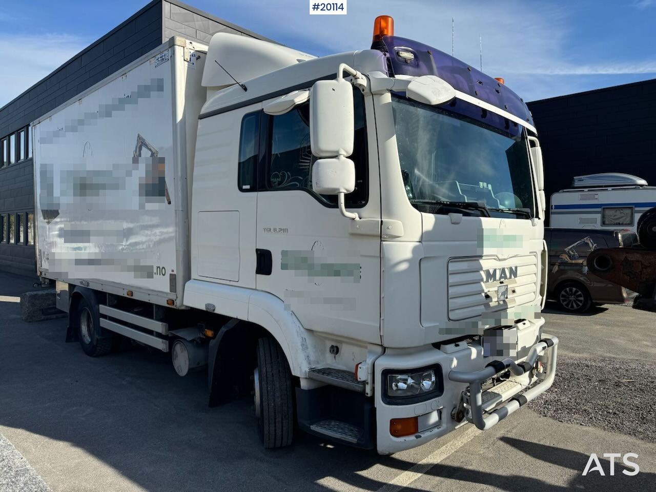 MAN TGL 8.210 - Грузовик с закрытым кузовом: фото 1 MAN TGL 8.210 - Грузовик с закрытым кузовом: фото 1