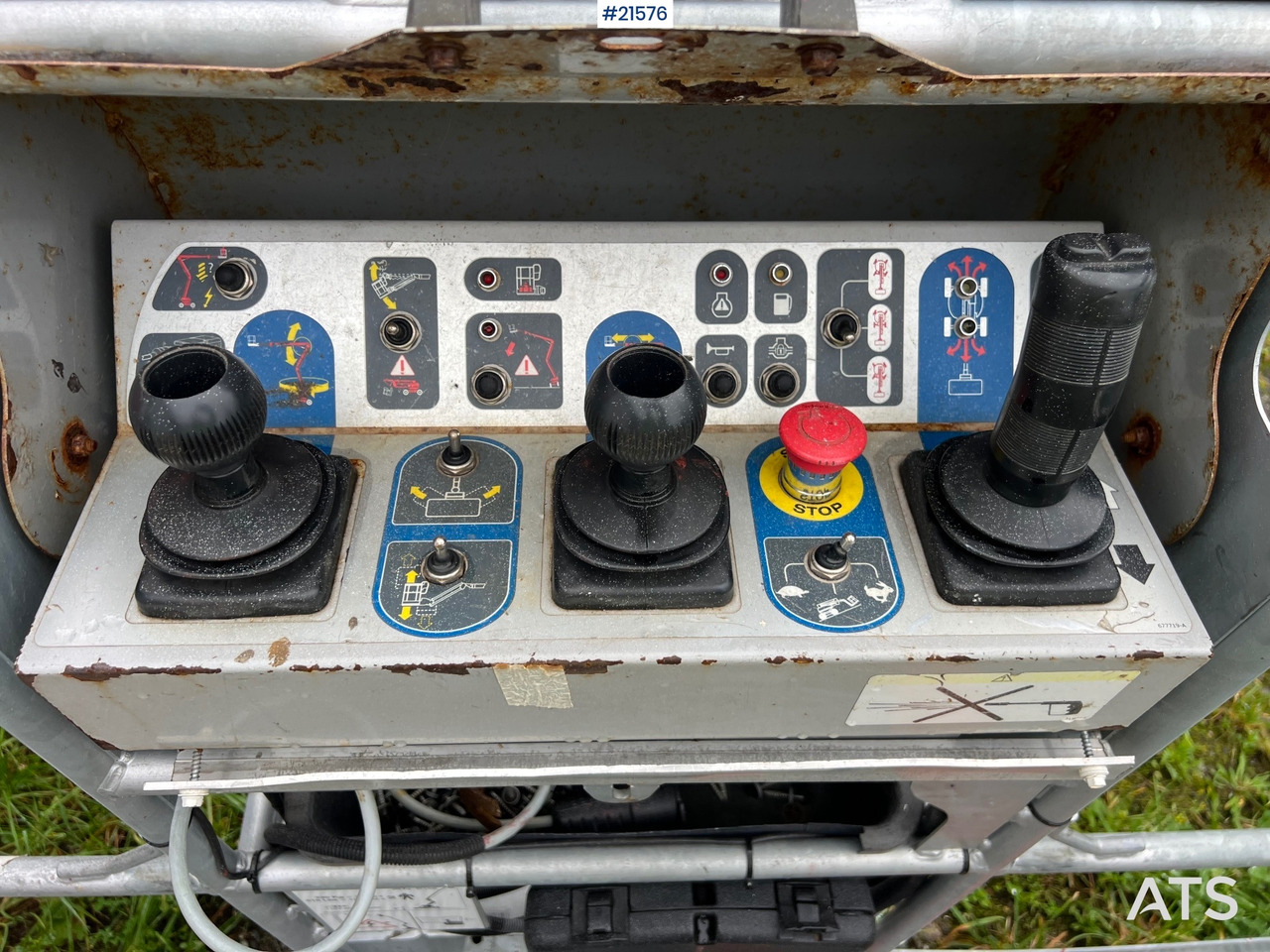 Manitou 200 ATJ Teleskoplift - Коленчатый подъемник: фото 3 Manitou 200 ATJ Teleskoplift - Коленчатый подъемник: фото 3