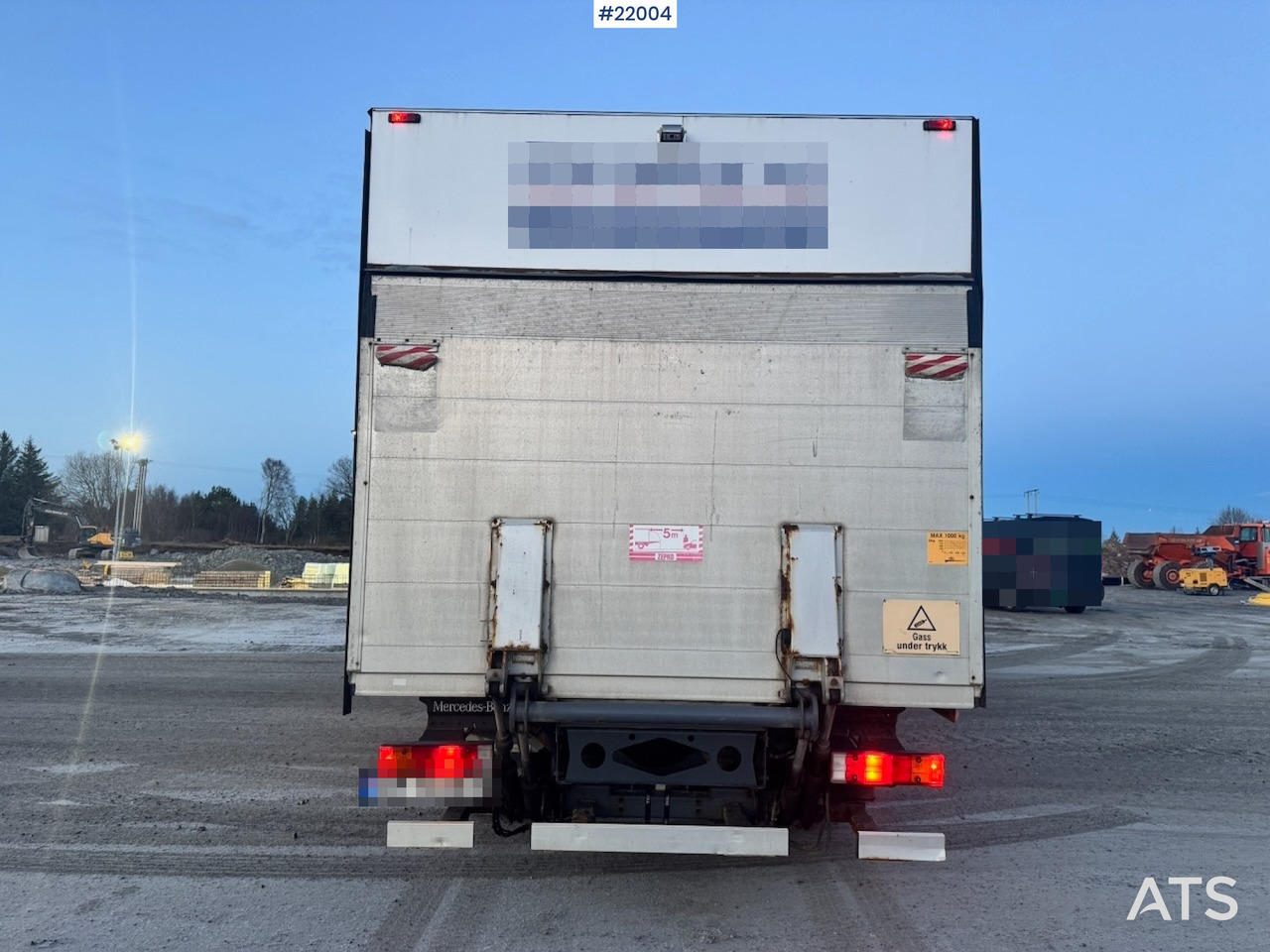 Mercedes 2012 Mercedes Atego 818 Skapbil m/ Løftelem. 140 000 km! - Грузовик с закрытым кузовом: фото 5 Mercedes 2012 Mercedes Atego 818 Skapbil m/ Løftelem. 140 000 km! - Грузовик с закрытым кузовом: фото 5