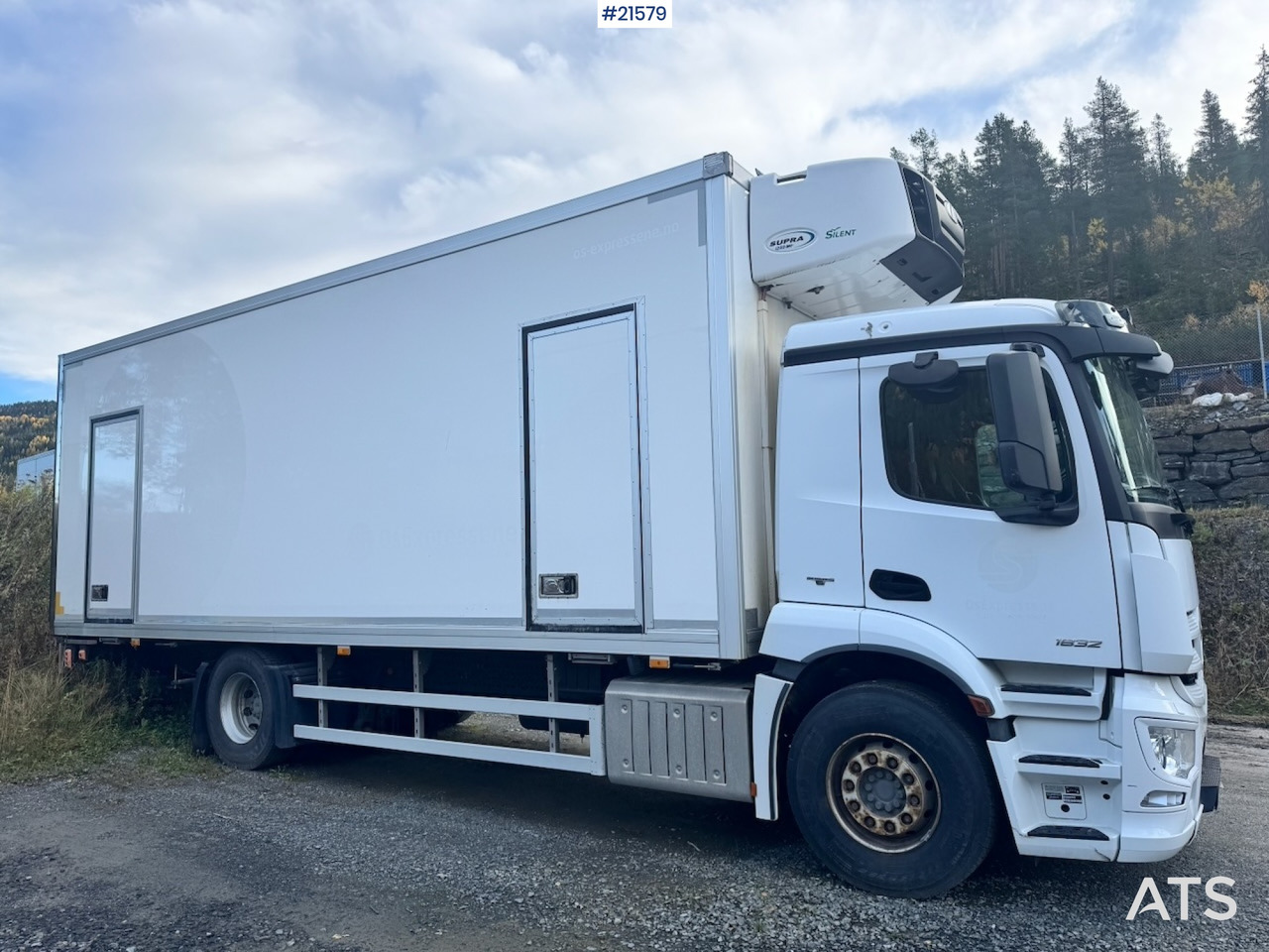 Mercedes-Benz Antos 1832 m/ Full sideåpning og Kjøl/frys. - Грузовик с закрытым кузовом: фото 5 Mercedes-Benz Antos 1832 m/ Full sideåpning og Kjøl/frys. - Грузовик с закрытым кузовом: фото 5