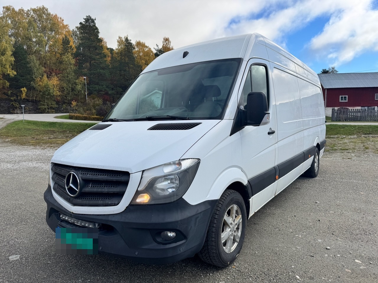 Mercedes-Benz SPRINTER - Цельнометаллический фургон: фото 1 Mercedes-Benz SPRINTER - Цельнометаллический фургон: фото 1
