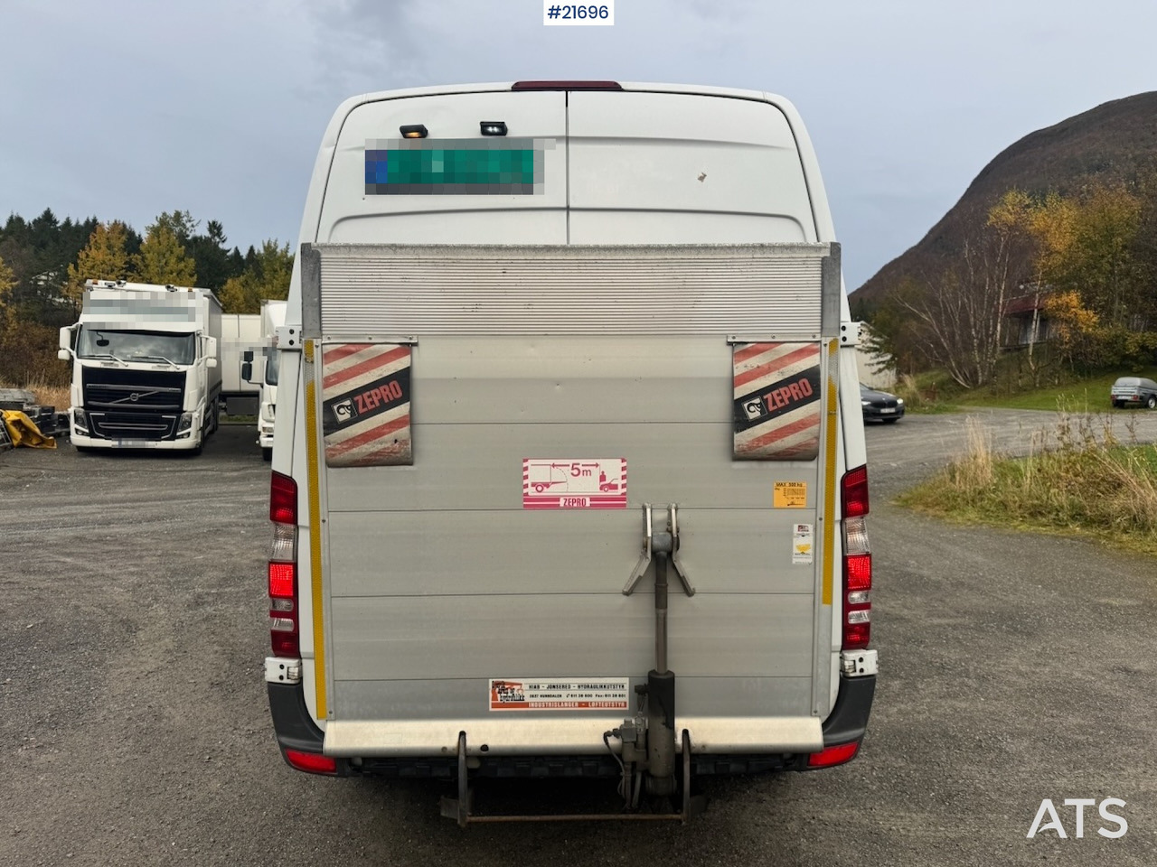 Mercedes SPRINTER - Цельнометаллический фургон: фото 5 Mercedes SPRINTER - Цельнометаллический фургон: фото 5