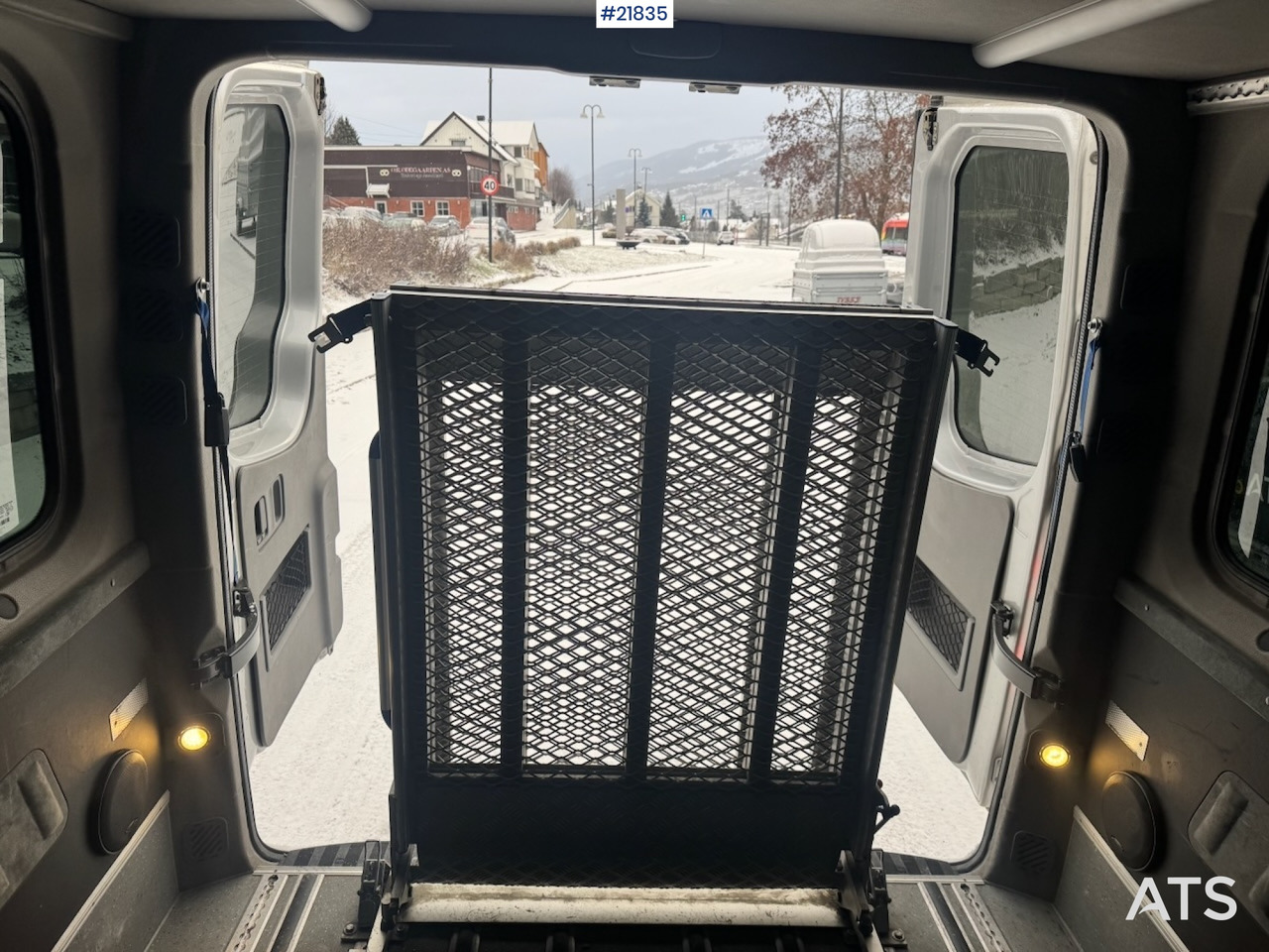 Mercedes Sprinter 316 Minibuss. 9 seter og Rullestolrampe. SE VIDEO в лизинг Mercedes Sprinter 316 Minibuss. 9 seter og Rullestolrampe. SE VIDEO: фото 24 Mercedes Sprinter 316 Minibuss. 9 seter og Rullestolrampe. SE VIDEO в лизинг Mercedes Sprinter 316 Minibuss. 9 seter og Rullestolrampe. SE VIDEO: фото 24