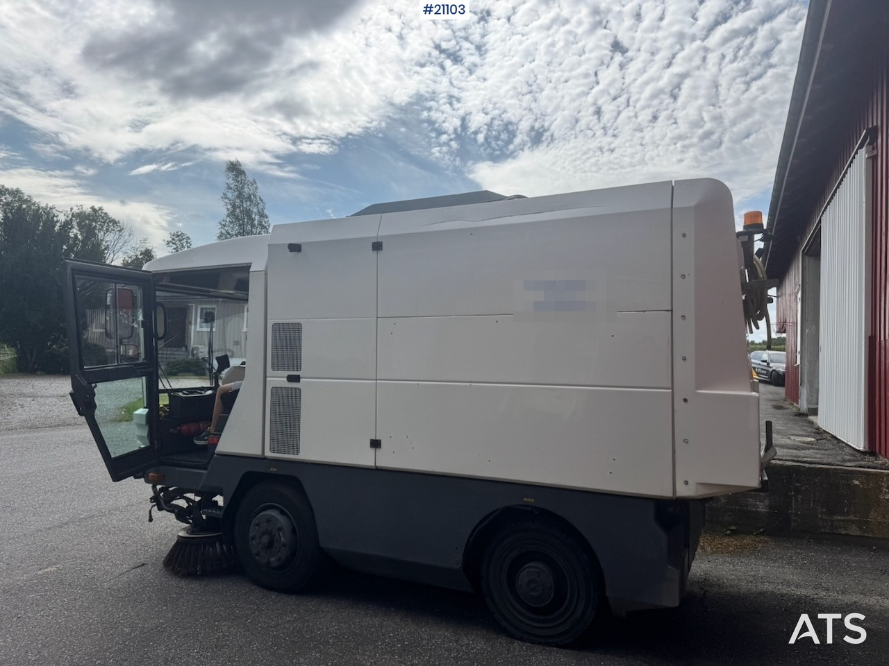 Ravo 540 - Подметально-уборочная машина: фото 3 Ravo 540 - Подметально-уборочная машина: фото 3