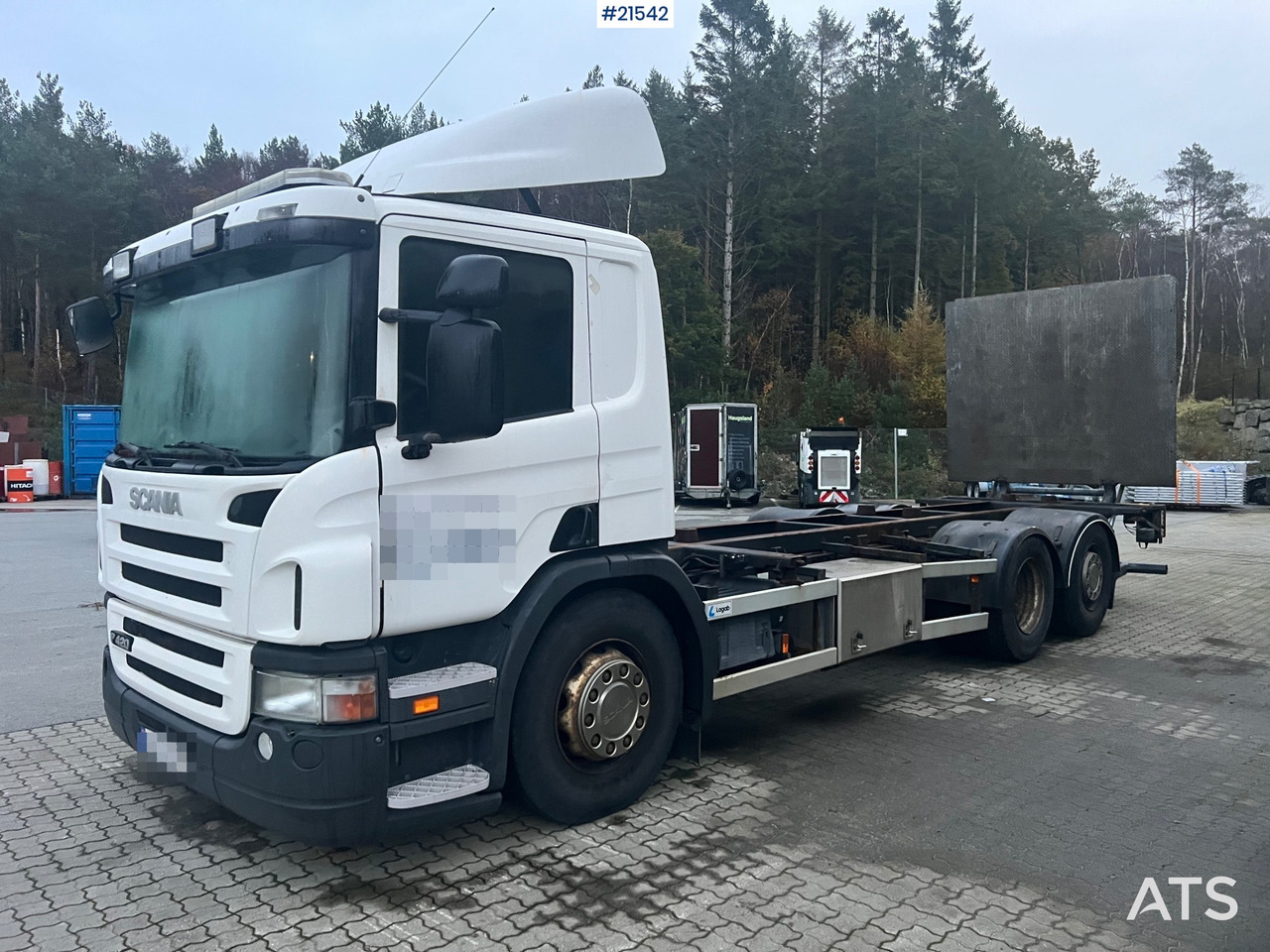 Scania P420 6x2 chassi m/ lift Rep.Objekt - Грузовик-шасси: фото 1 Scania P420 6x2 chassi m/ lift Rep.Objekt - Грузовик-шасси: фото 1